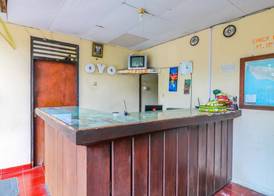 Super OYO 1654 Maha Bharata Kuta Inn 2