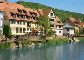 Tauberhotel Kette 2
