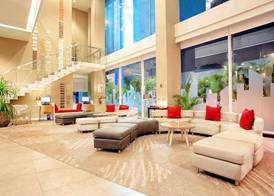 Ibis Surabaya City Center 5