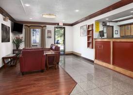 Super 8 by Wyndham Canton/Livonia Area 3