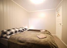 Mary Rooms 2