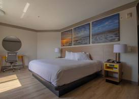 Days Inn by Wyndham Carlsbad 2