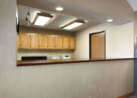 Super 8 by Wyndham Cuba 4