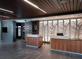 Courtyard by Marriott Atlanta Alpharetta/Avalon Area 2