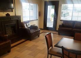SureStay Hotel by Best Western Hollister 3