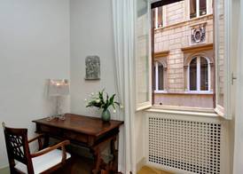 Farnese Charme 2