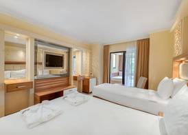 Oz Hotels Incekum Beach 5