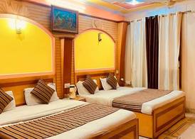 Gyan Ganga - A Luxurious Hotel 4