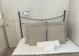 The Twenty One B&B 4