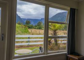 Mt Cook View Motel - Fox Glacier 4