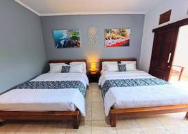 Ketapang Guesthouse Echo Beach Canggu 4