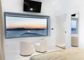 Emfasis Luxury Villa with heated Jacuzzi-Sunset view 4