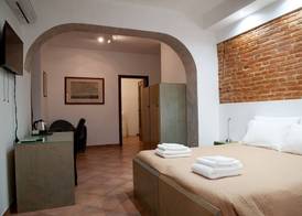 La Corte 4