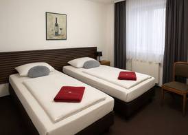 Hotel Nassauer Hof Frankfurt Zeilsheim 3