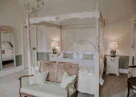Allington Manor 5