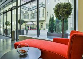 Hotel Garden Court 2