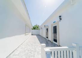 Le Bleu Bed and Breakfast 2