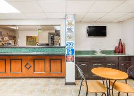 Super 8 by Wyndham Greensboro 2
