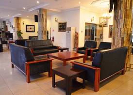 Mensvic Grand Hotel 4
