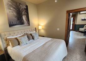The Lodge Luxury Suites 5