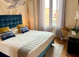 Bon Ton Design Rooms by DOT Suites 4
