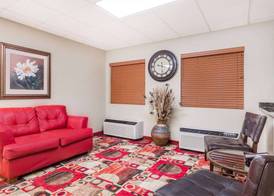 Days Inn by Wyndham Trenton 3