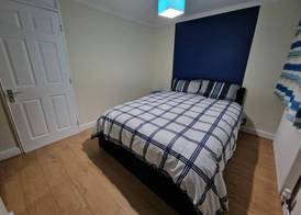 Rooms with Shared Bath Kitchen Parking 4