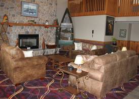 AmericInn by Wyndham West Burlington 4