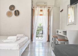 Emilia Apartments 4