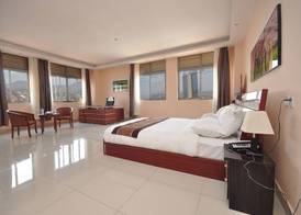 2000 Hotel Downtown Kigali 5