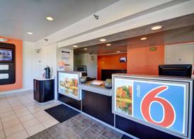 Motel 6 Windsor Locks, CT - Hartford 2