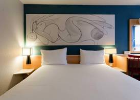 B&B HOTEL Reims Centre Erlon 5