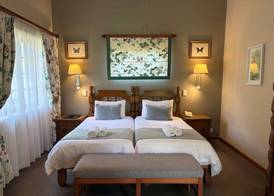 Eight Bells Mountain Inn 4