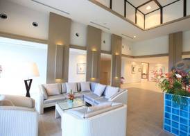 Hotel Breezebay Marina 2