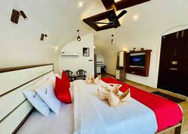 Maadathil Cottages & Beach Resort 4