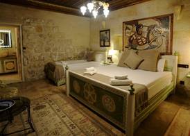 Caftan Cave Suites 5