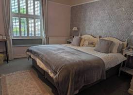 Lea House Bed and Breakfast 4