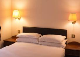 Abbey Lodge Hotel 4