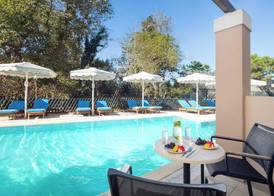Roda Beach Resort & Spa 4