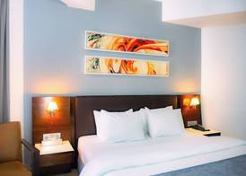 The Avenue Suites - Guest Room 5
