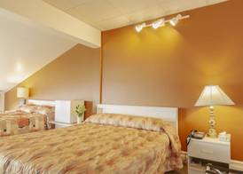 Auberge de la Riviere Saguenay 5