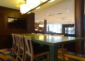 Fairfield Inn & Suites by Marriott Bowling Green 3