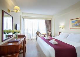 Odysseia Hotel Kapetanios 4