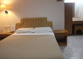 Elegant Circle Inn 5