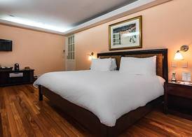 Gaia Hotel & Reserve- Adults Only 5