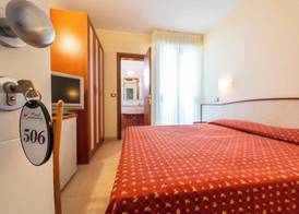 Hotel Harmony con piscina panoramica 4