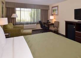 Quality Inn & Suites Montebello - Los Angeles 5