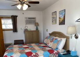 Little Bluff Inn 5