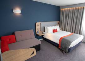 Knowsley Inn & Lounge 3