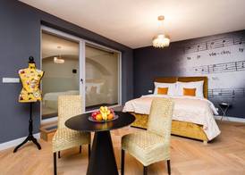 Old Royal Post Boutique Hotel & Premium Suites 3